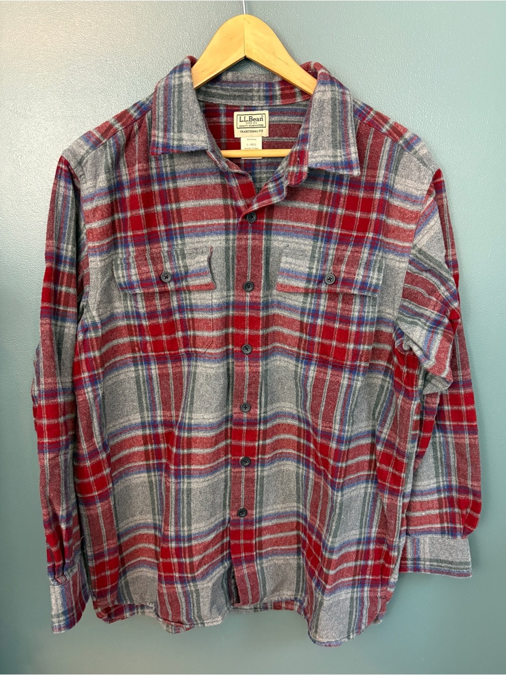 L.L.Bean Men's Chamois Shirt Traditional Fit Grey & Red Plaid Size L